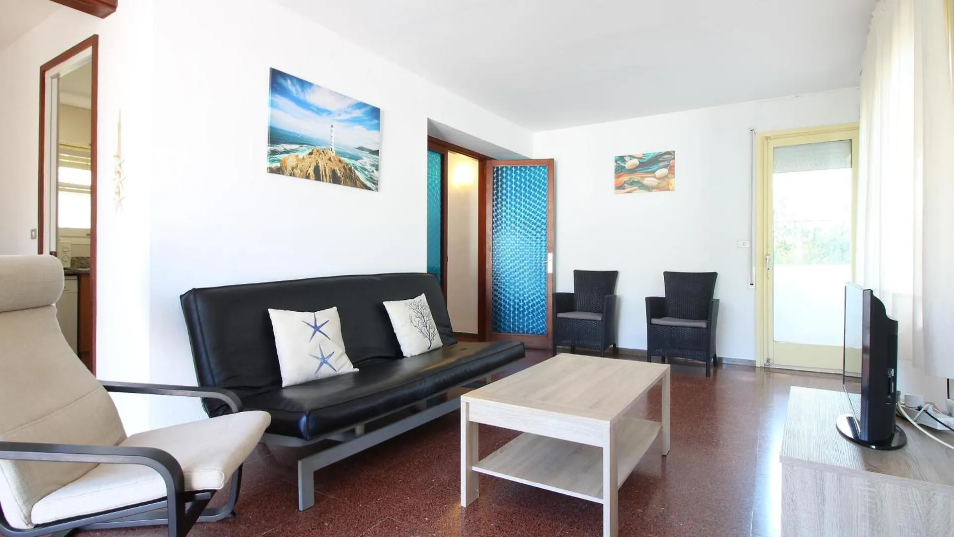 Casa Amplia Con Jardin A 100M De La Playa De La Farella, Cerca Del Puerto De Llanca - Es-228-168 Villa 0*,  Spain