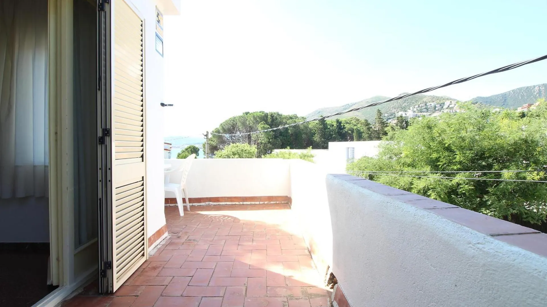 Casa Amplia Con Jardin A 100M De La Playa De La Farella, Cerca Del Puerto De Llanca - Es-228-168 Villa 0*,